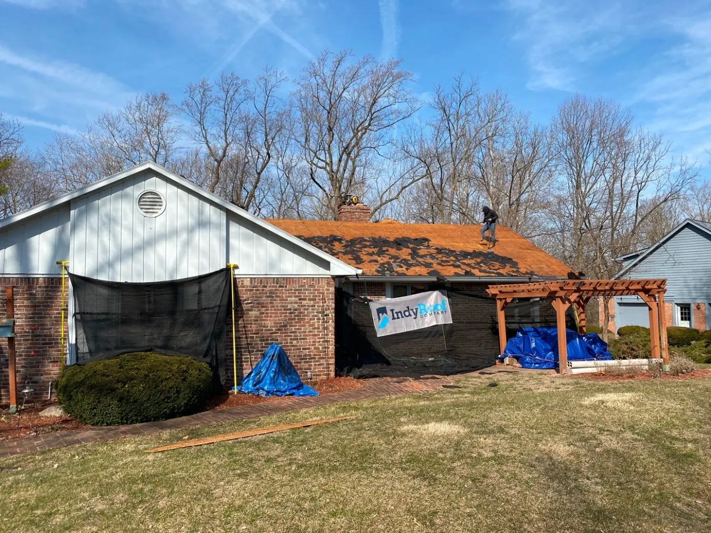 Storm-damaged siding documented in Oaklandon